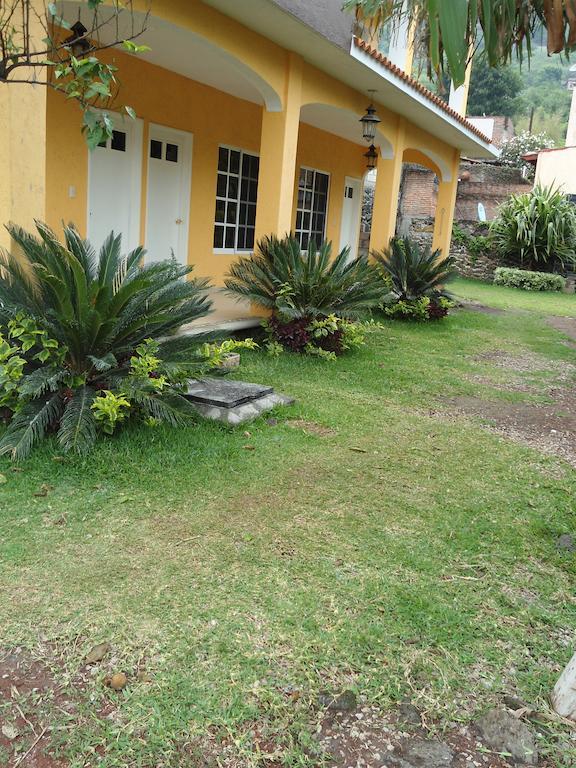 Posada Los Robles Tepoztlán Eksteriør billede