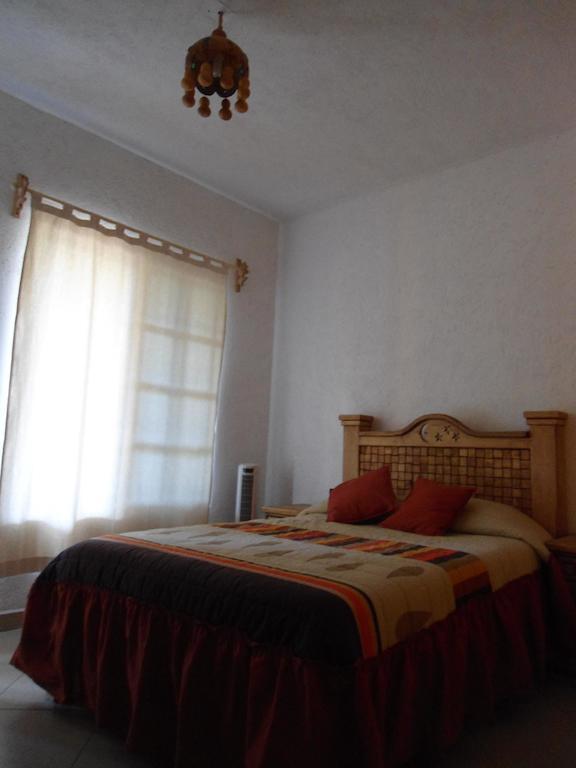 Posada Los Robles Tepoztlán Værelse billede